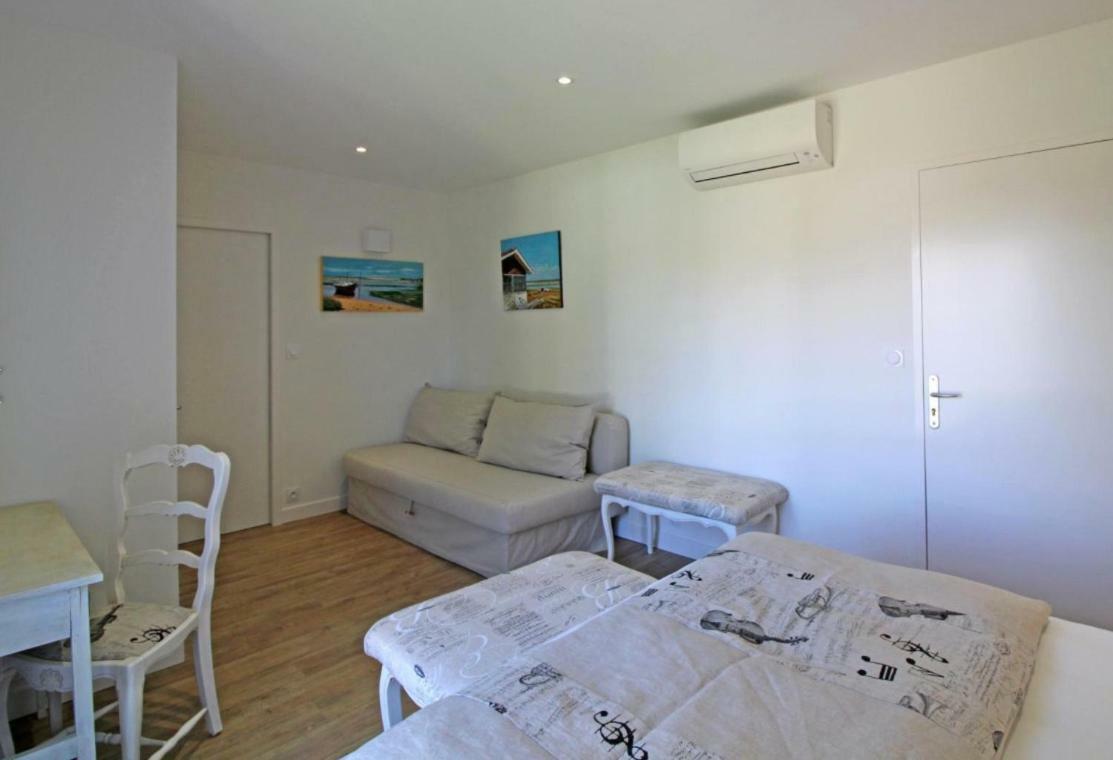 Bed and Breakfast Chez Pascale Et Patrick Mios Exterior foto