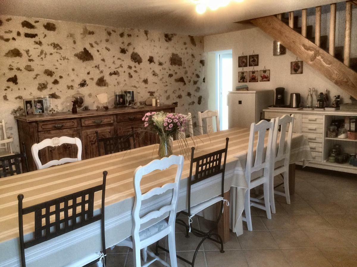Bed and Breakfast Chez Pascale Et Patrick Mios Exterior foto